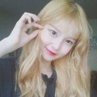 头像气质女生清纯 头像气质女生清纯