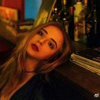 最新头气质女生头像森系