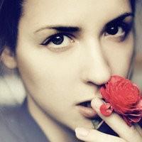 气质女生照片卡通头像高清