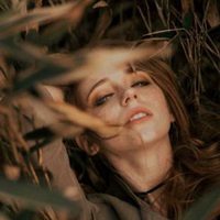 短发图片头像气质女生 短发图片头像气质女生