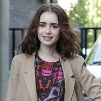 微信卡通气质女神背影图片 微信卡通气质女神背影图片