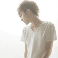 气质男生背影高清头像