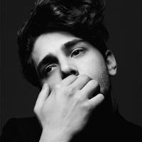 头黑白头像气质男生