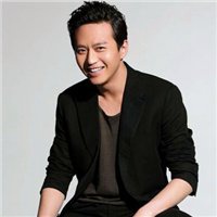 成熟气质男生背影头像