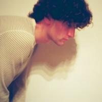 阳光外国气质男生头像