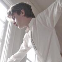 气质男生人物头像图片