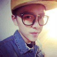 符合喜欢听歌的人气质男生的头像