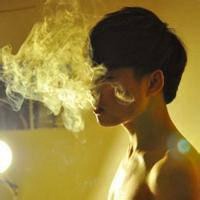 西装领带成熟气质男生头像