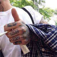 气质男生高冷头像图片