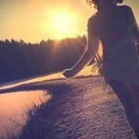 伤感女生的动漫情侣头像