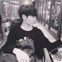 动漫帅哥唯美高清头像小清新