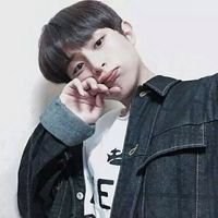 喜欢用美女帅哥做头像的人