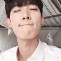 10～12岁帅哥自拍头像