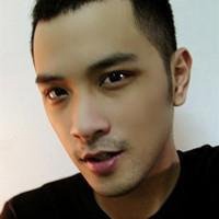 纹身在颈部的帅哥头像 纹身在颈部的帅哥头像