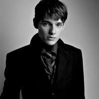 主很成熟男人很忧郁动漫头像