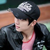 黑白成熟男人胡渣头像 黑白成熟男人胡渣头像