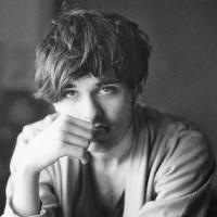 头像侧脸+成熟男人