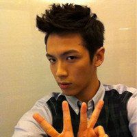 头像冷酷男背影头像