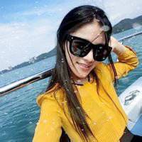 简约冷酷女手绘头像