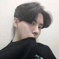 中分头像男生韩国