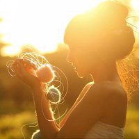 侧面头像女生唯美漂亮