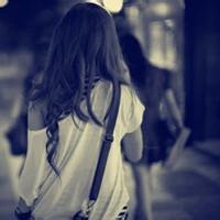 女生头发披肩头像