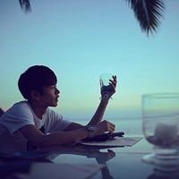 少年头像帅气图片