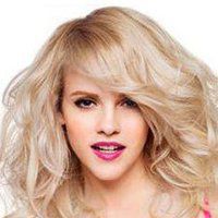 微信金发美女头像