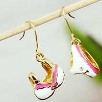 搞笑卡通胸罩头像