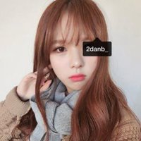 气质小卷发头像女生