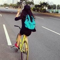 浪漫唯美骑自行车头像