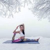 瑜伽头像女生意境图片