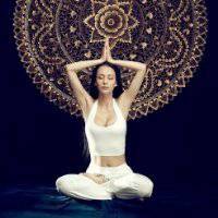 瑜伽头像女生意境图片