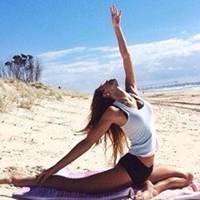 瑜伽头像女生意境图片