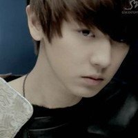 真实头像男高清图片