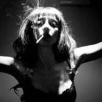 社会头像女生霸气吸烟