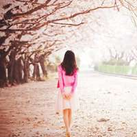 秋天头像女背影图片