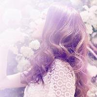 美女侧面花海头像