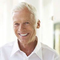 老年人头像成熟稳重