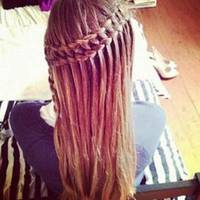 背面女生头发披肩头像