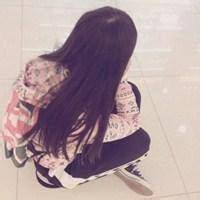 背面女生头发披肩头像