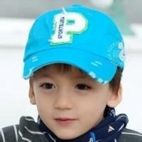 萌娃戴帽子头像