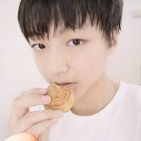 青少年头像男17岁照片