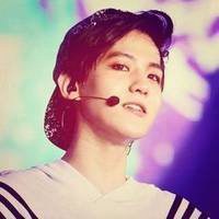 青少年头像男17岁照片