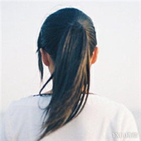 马尾头像女生背影意境
