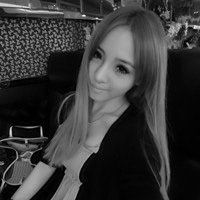 不开心头像女生