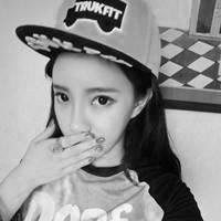 不开心头像女生