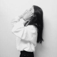 侧脸头像动漫女生