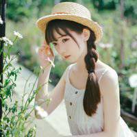 侧脸头像女生清新自然