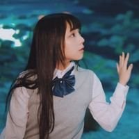 侧脸头像女生清新自然